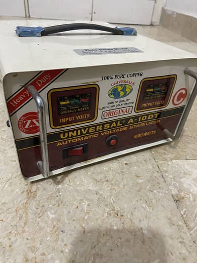 Universal A-10 DT Automatic voltage STABILIZAR 1000 WATTS