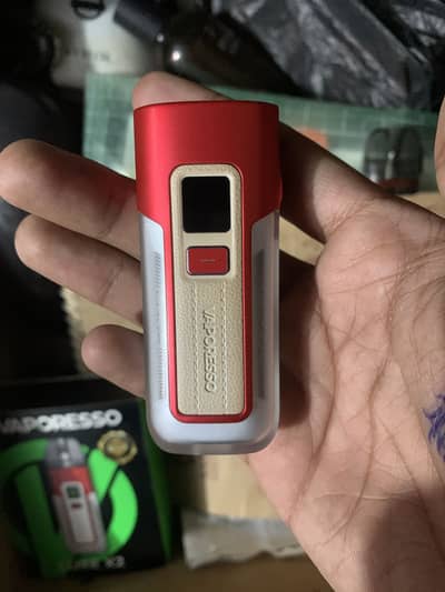 Vaporesso luxe X2 with box