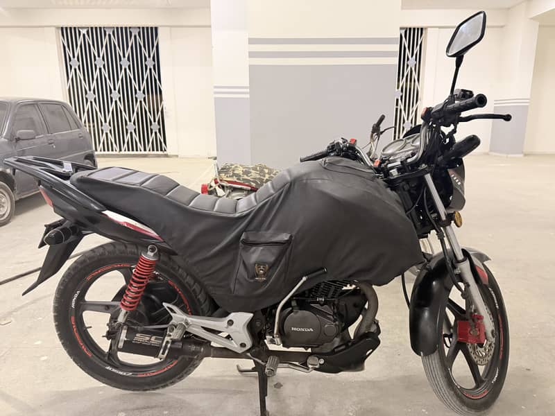 CB150f 1
