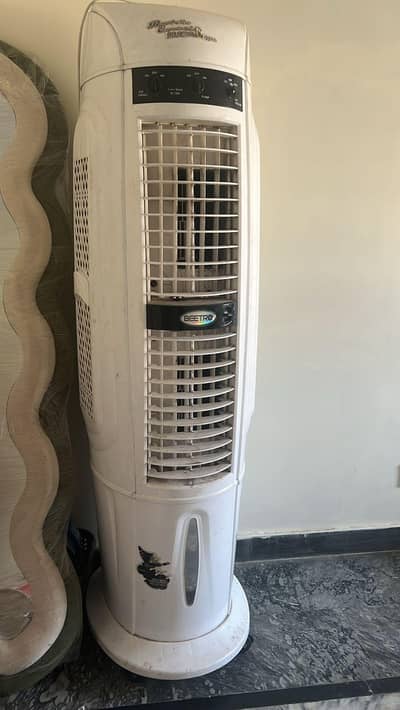 air colr for sale cntct no 03102499832
