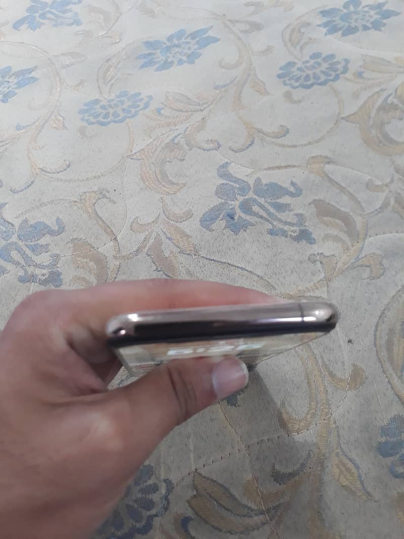 Iphone xs 5