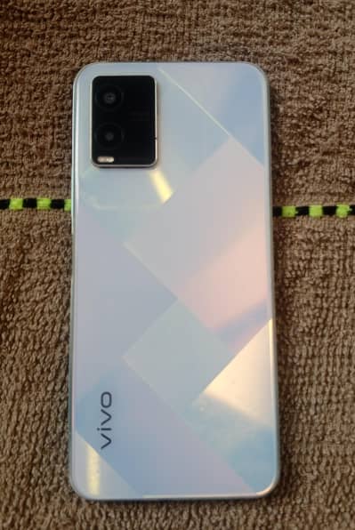 Vivo Y21 4GB RAM 64GB Storage – Excellent Condition
