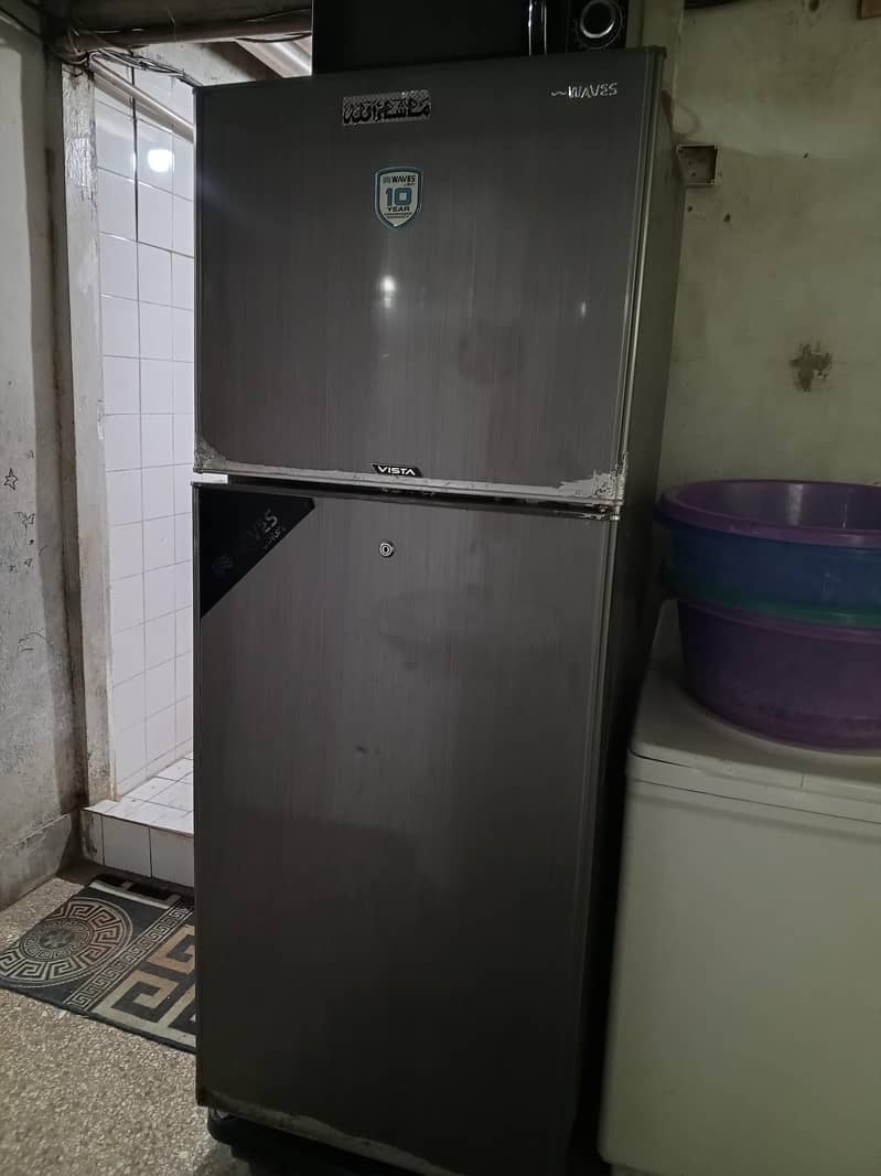 Waves fridge 0