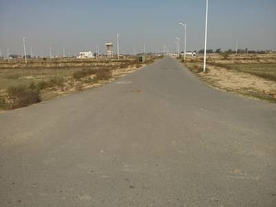 At Central Location Easy Access To 120 Feet Wide Road 1 Kanal Plot For Sale