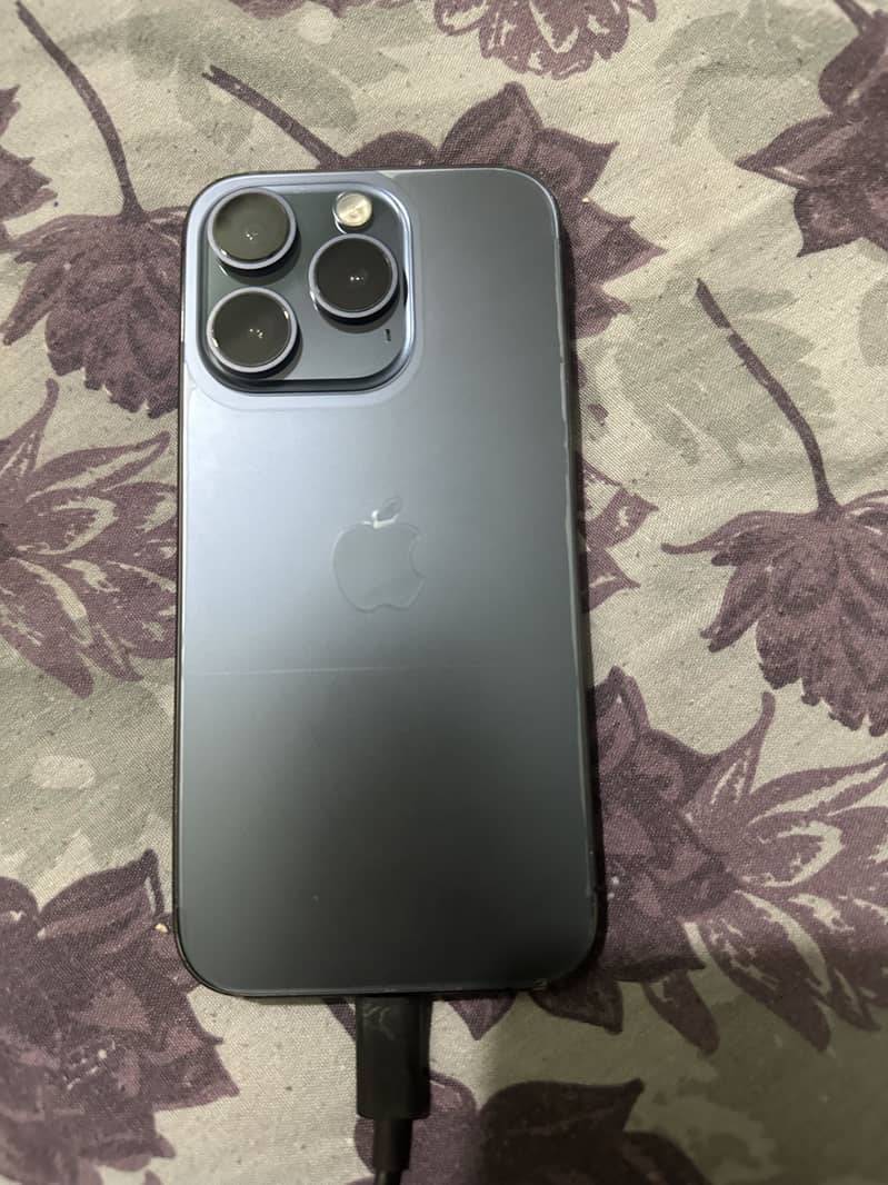 iPhone 15 pro 0