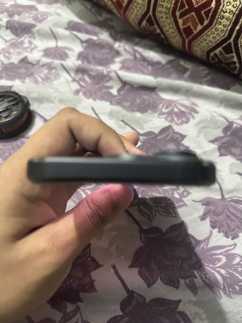 iPhone 15 pro 1