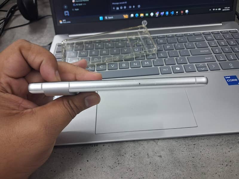 Google Pixel 7 4