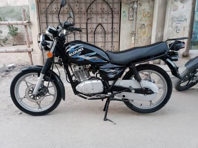 SUZUKI GS150CC S. E 2017 MODEL KARACHI NUMBER