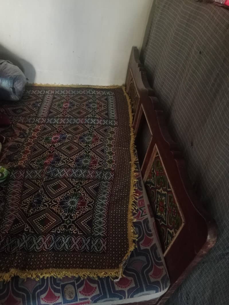 single bed 0