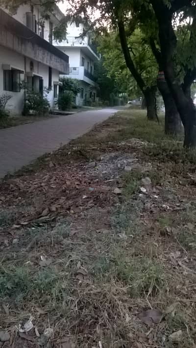 G 9/4 35x70 house with extra land forsale