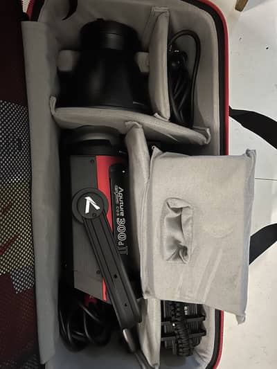 Aputure C 300 D mark II (box open)