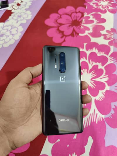 OnePlus 8 Pro