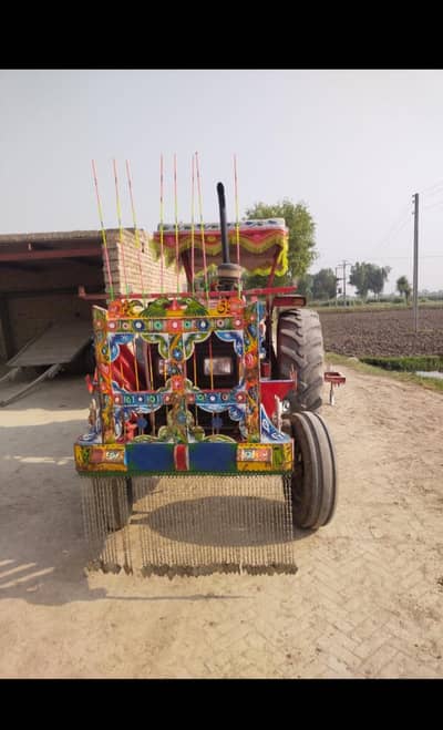 massey 385