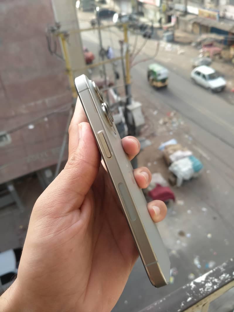 iphone 15pro 4