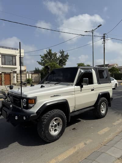 LAND CRUISER RKR