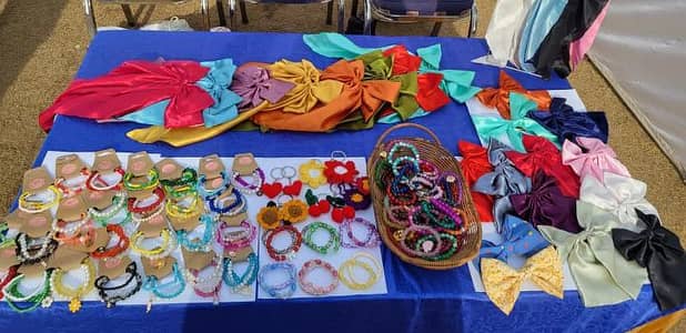 Hair Bows and bracelet