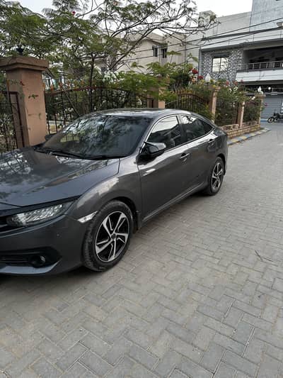 Honda civic 2017 ug