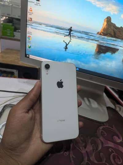 iPhone XR 128gb