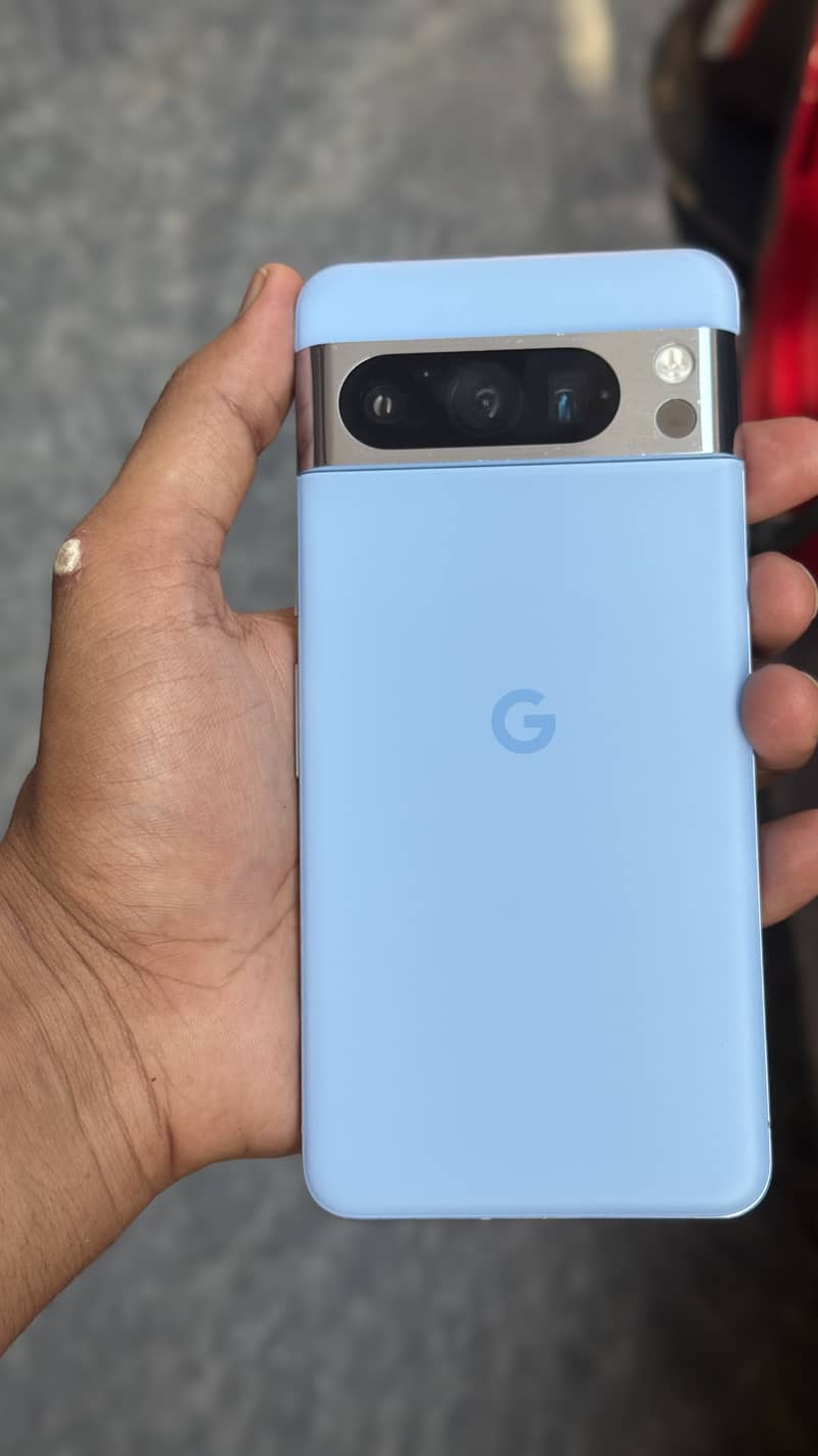 Google Pixel 8 Pro 1