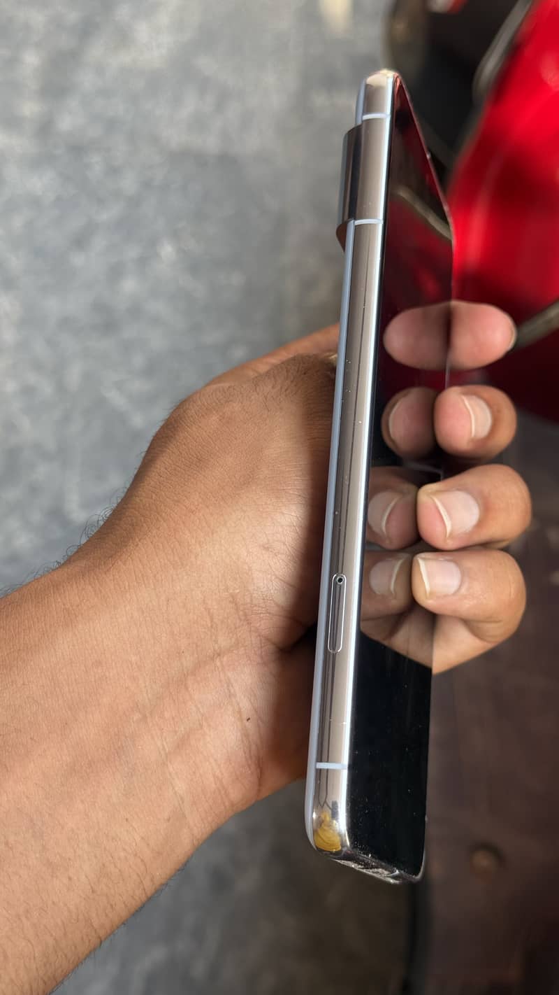 Google Pixel 8 Pro 3