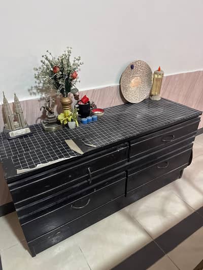wooden chest of drawer