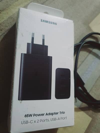Samsung 65w Trio