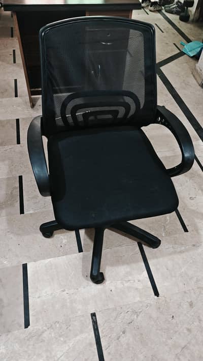 Office Table and Chair available in good condition