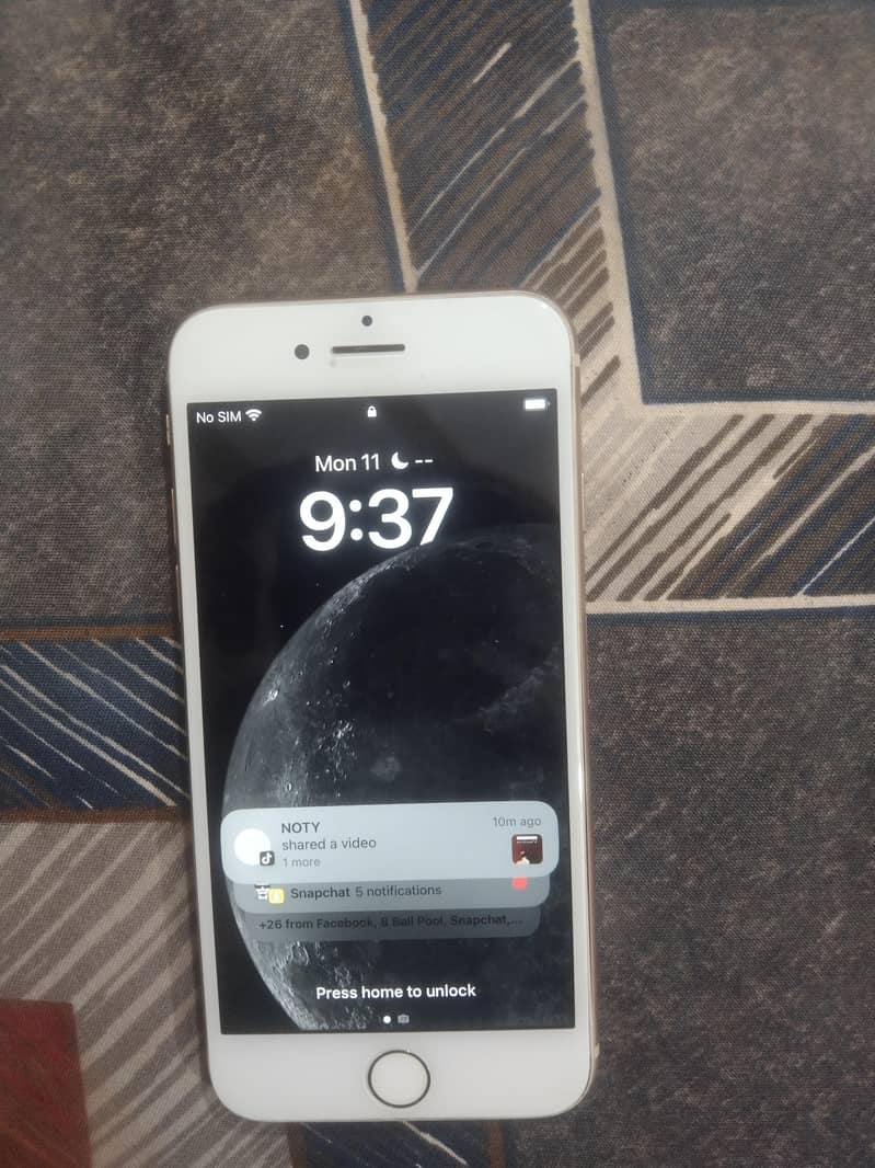Apple iphone 8 1