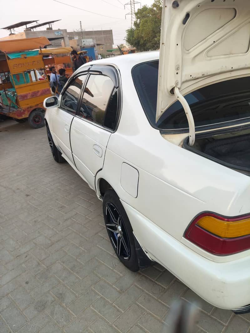Corolla Indus 16