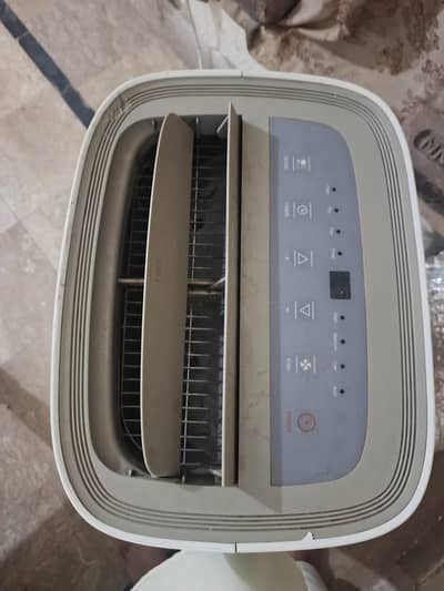 EuropAce portable air conditioner