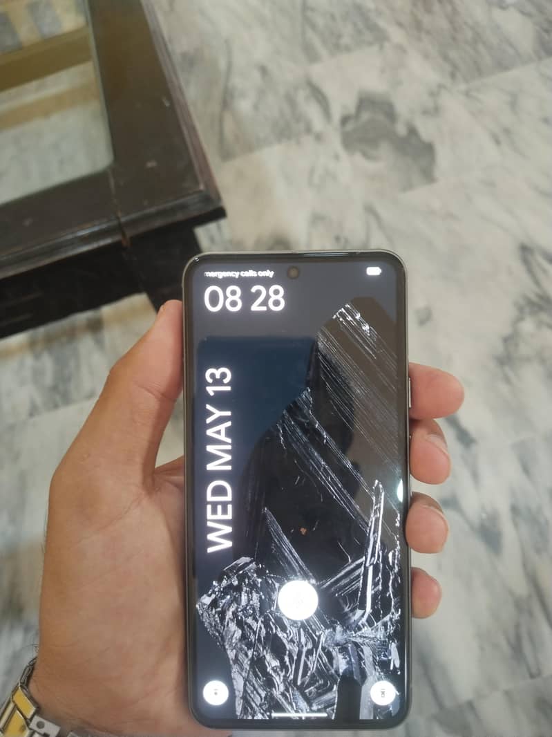 Google Pixel 8 0