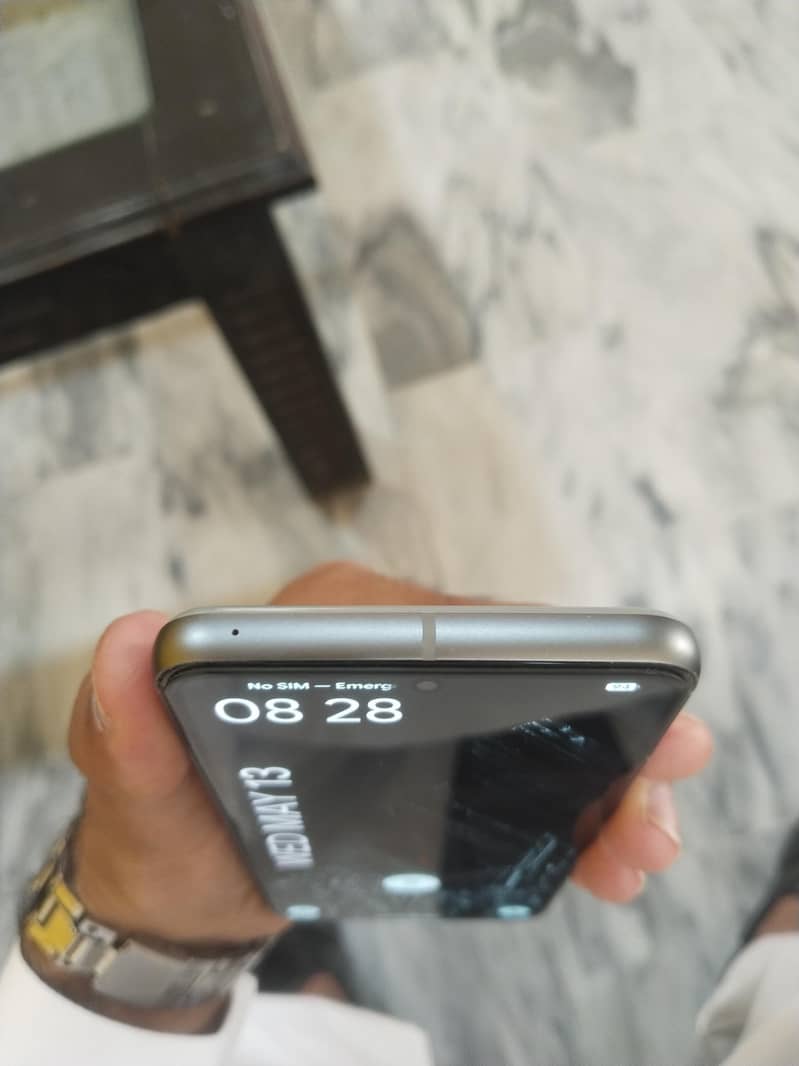 Google Pixel 8 3