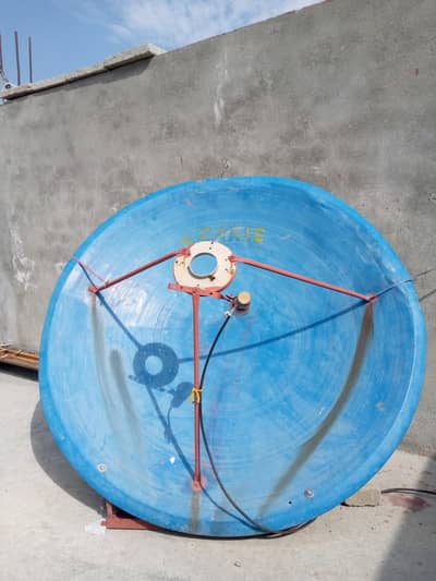 Dish Antenna with Receiver
