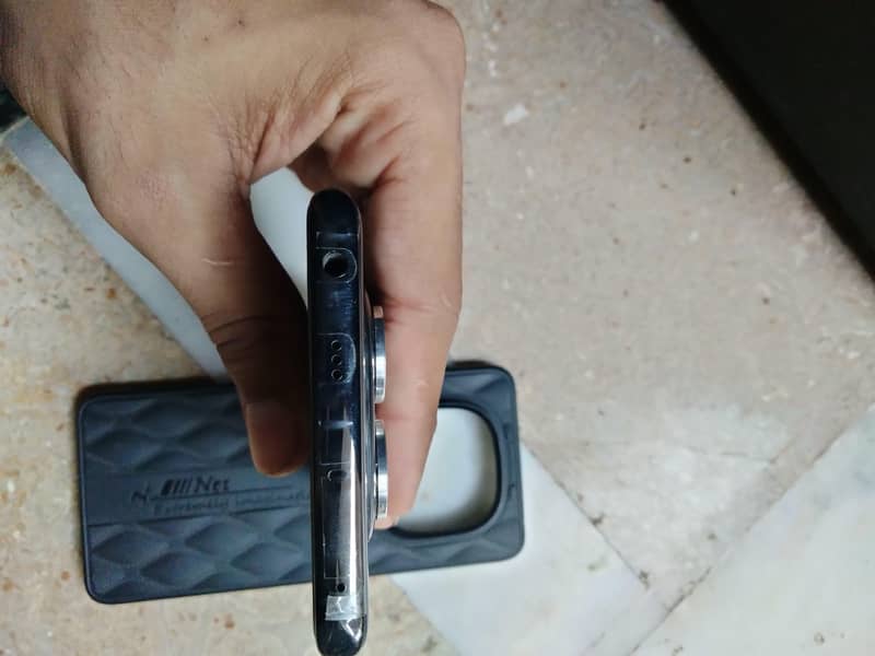REDMI NOTE 14 PRO 4