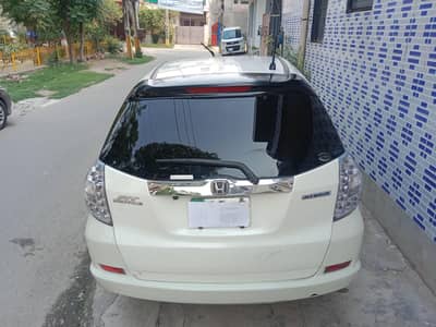 Honda fit shuttle 2011/14/15