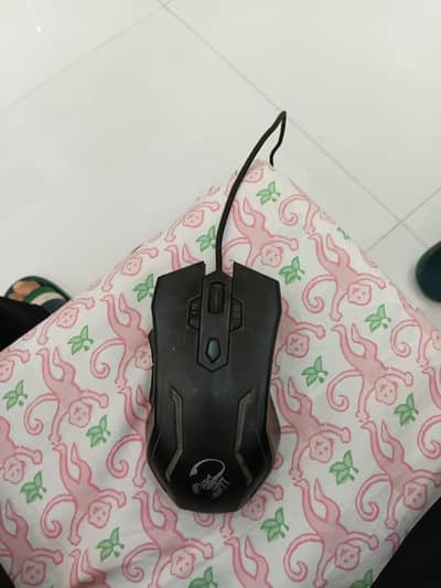 Genius GX Scorpion Spear Pro.