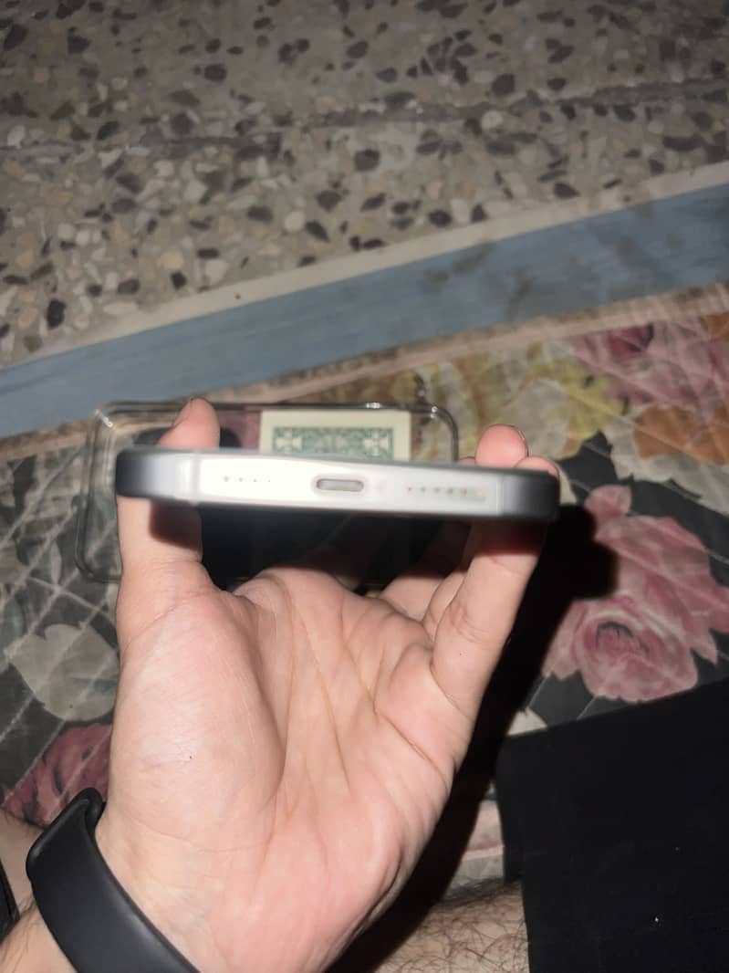 iPhone 15 pro max 1