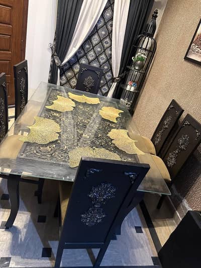 Dinning Table With 6 chairs
