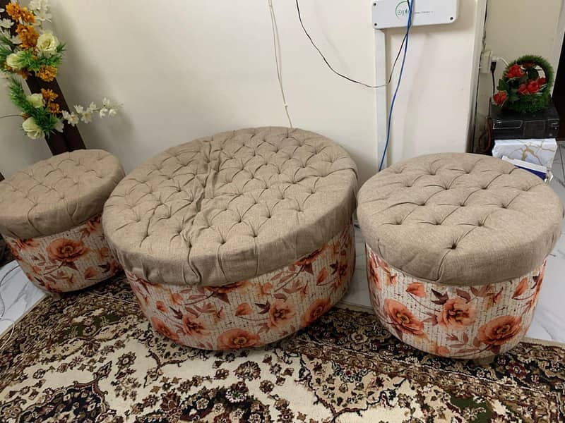 Sofa Round shape  large only 1