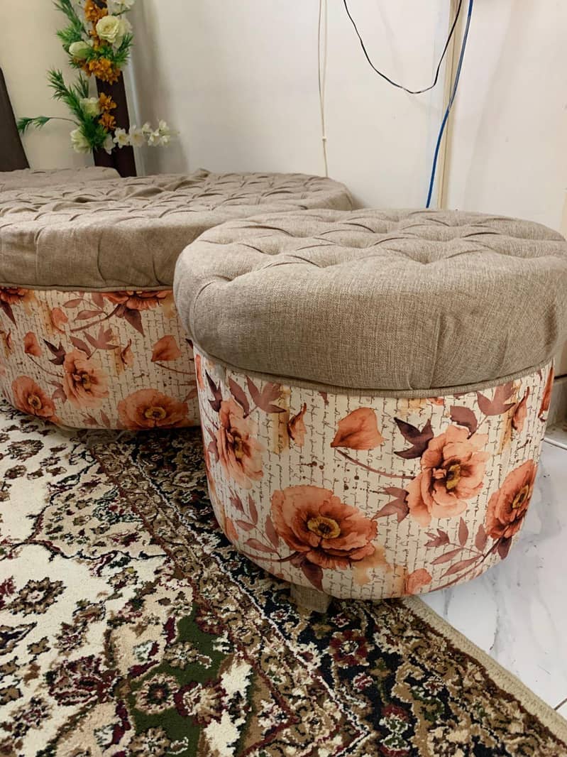 Sofa Round shape  large only 2