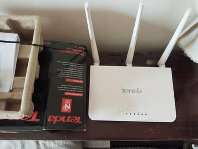 Tenda N300 Device
