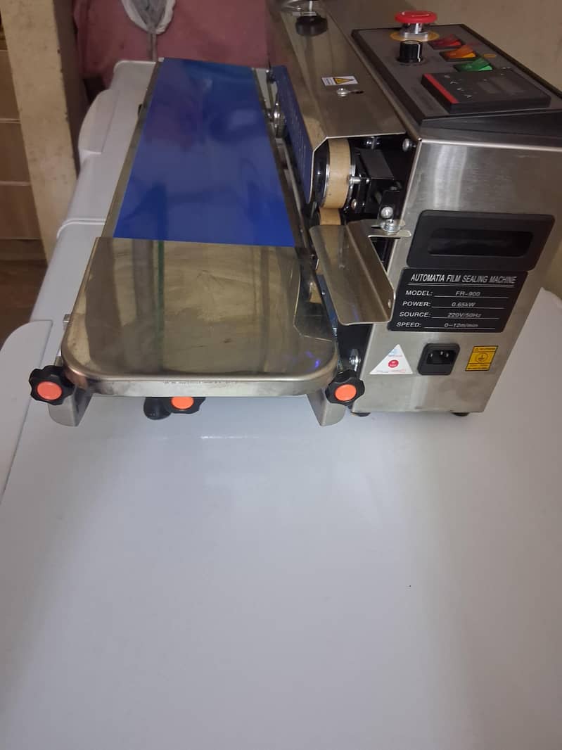 Mini packing Machine 3