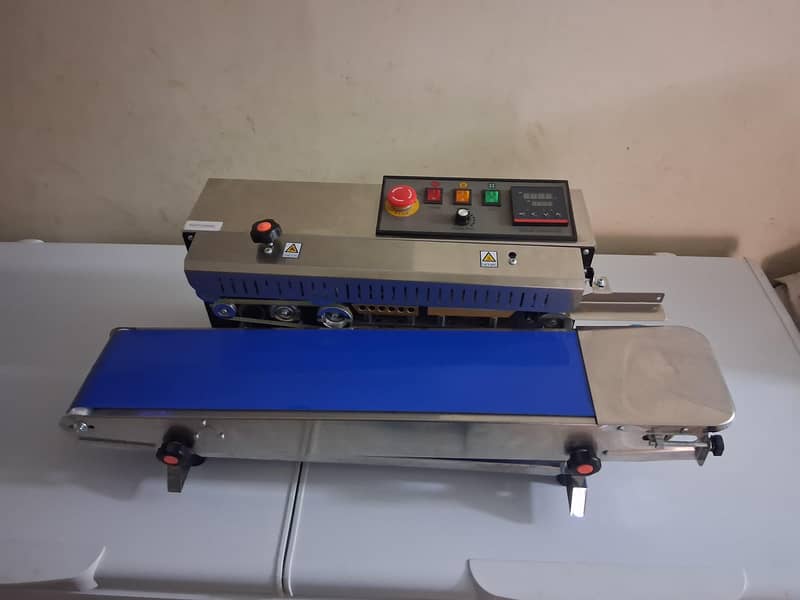 Mini packing Machine 4
