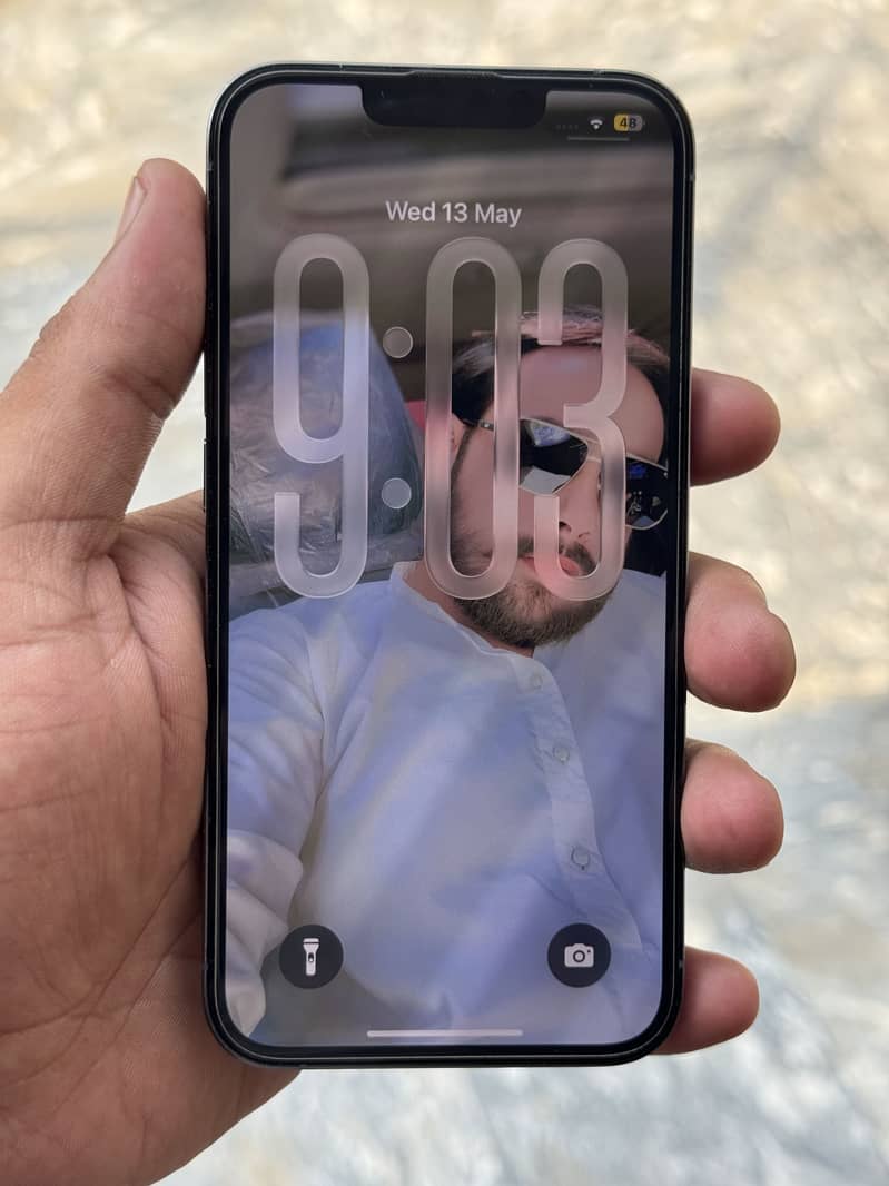 iPhone 0
