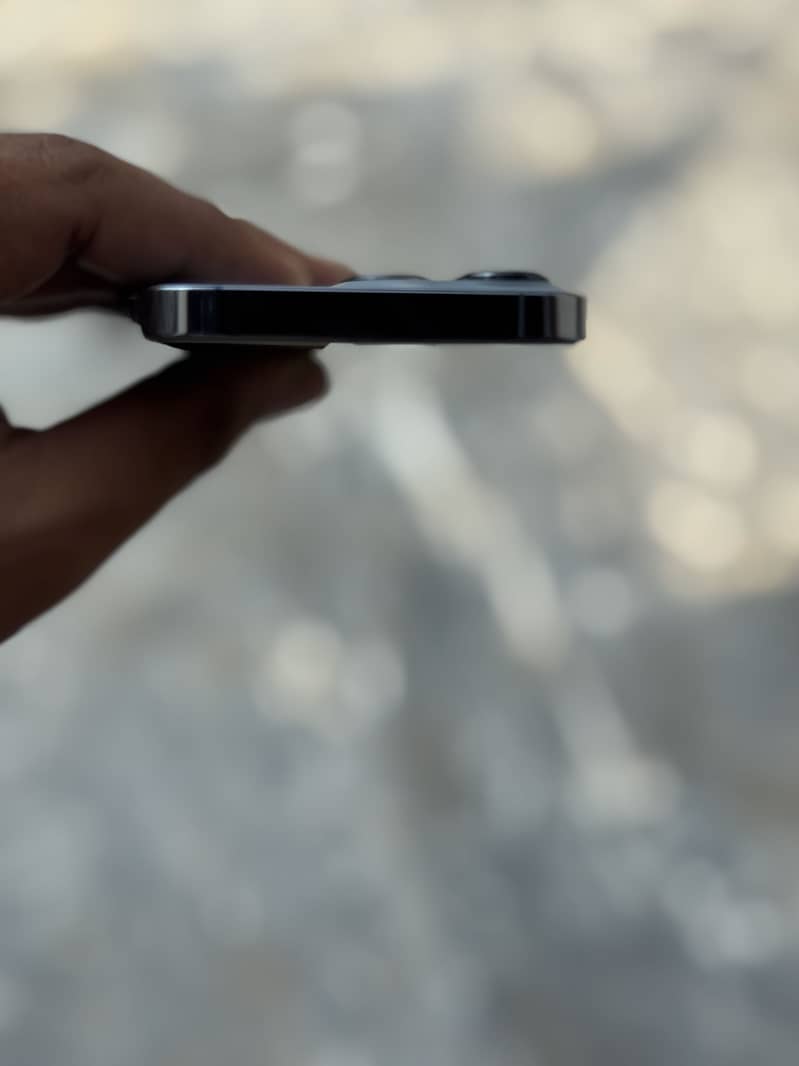 iPhone 3