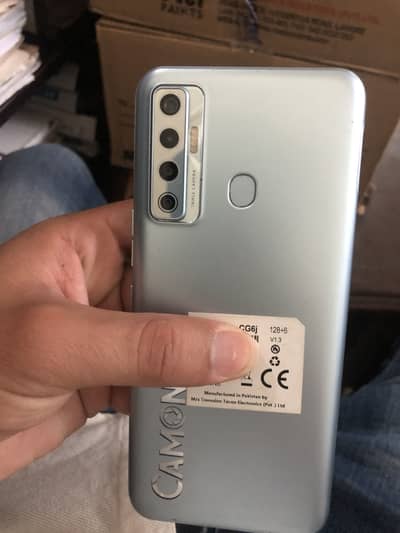 Tecno Camon 17 (6+2 Ram 128Rom)