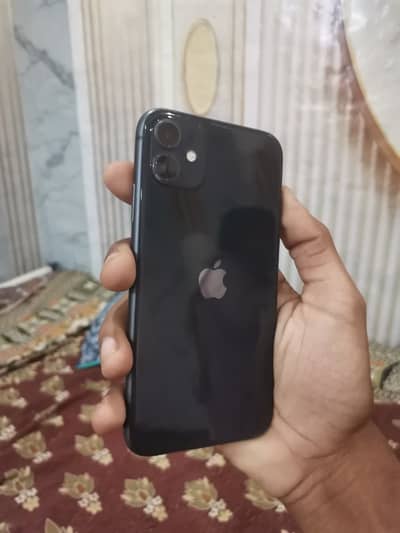 I phone 11/64 GB/non pta