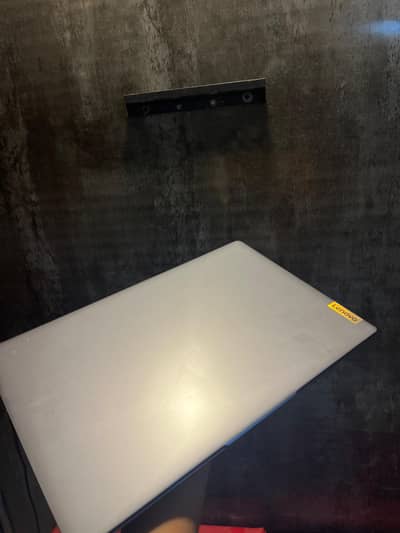 Lenovo IdeaPad slim 238gb, great for gaming. . .