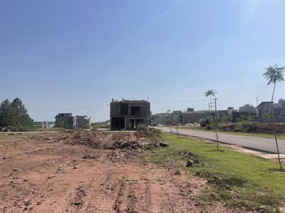 5 Marla Plot Available For Sale