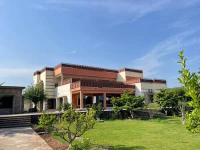 FARM HOUSE FOR SALE